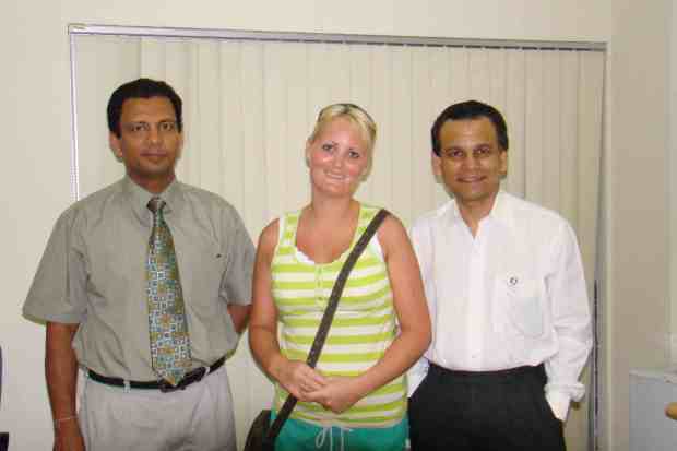 Dr Dulip on the right and Dr Thushan and the left with a client from the UK.